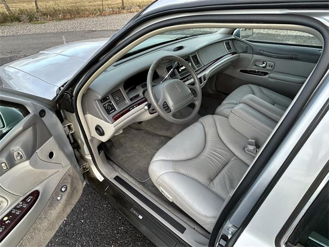 1997 Lincoln Town Car (CC-2113385) for sale in Billings, Montana