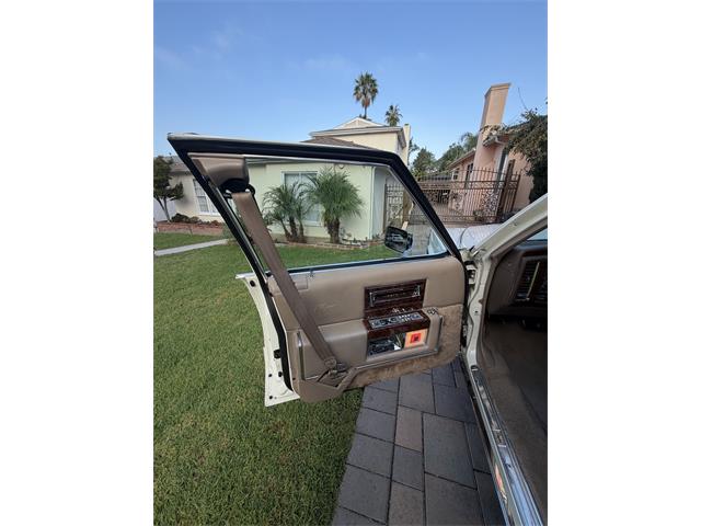 1990 Cadillac Brougham d'Elegance (CC-2113398) for sale in Glendale , California