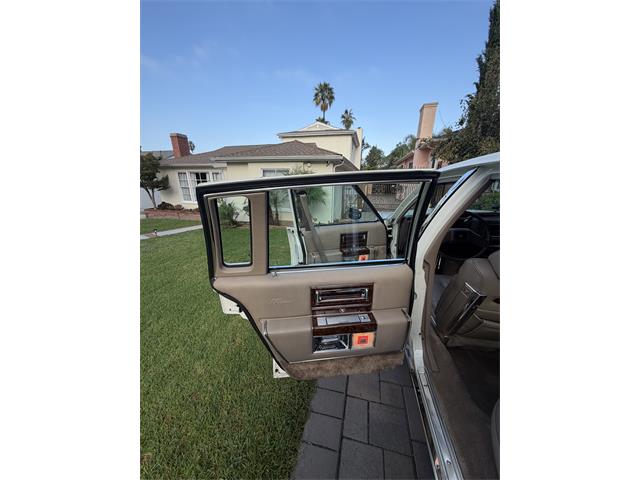 1990 Cadillac Brougham d'Elegance (CC-2113398) for sale in Glendale , California