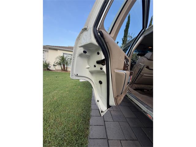 1990 Cadillac Brougham d'Elegance (CC-2113398) for sale in Glendale , California