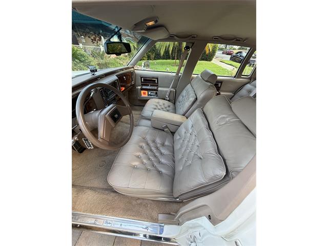 1990 Cadillac Brougham d'Elegance (CC-2113398) for sale in Glendale , California