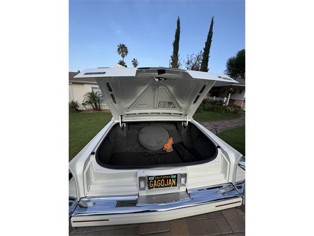 1990 Cadillac Brougham d'Elegance (CC-2113398) for sale in Glendale , California