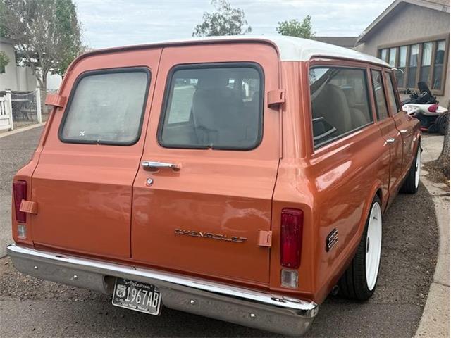 1972 Chevrolet Suburban (CC-2113444) for sale in Glendale, California