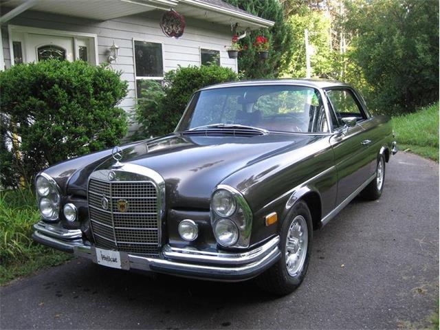 1969 Mercedes-Benz 280SE (CC-2113463) for sale in Glendale, California