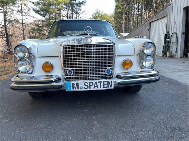 1972 Mercedes-Benz 280SEL (CC-2113468) for sale in Glendale, California
