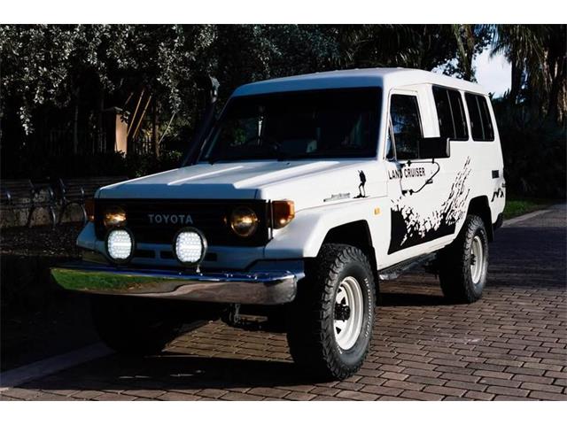 1992 Toyota Land Cruiser (CC-2113491) for sale in Glendale, California