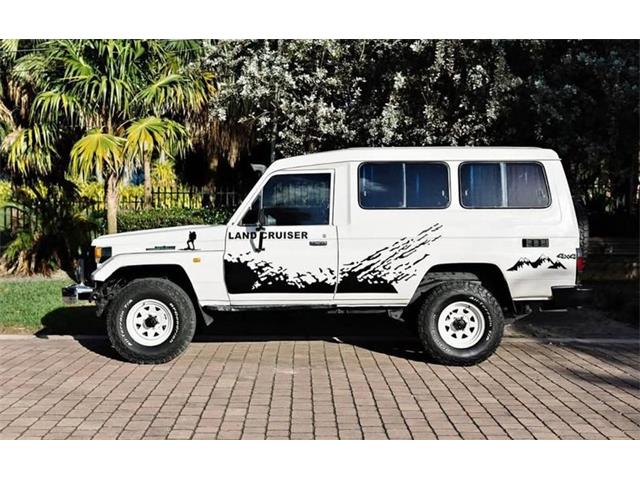 1992 Toyota Land Cruiser (CC-2113491) for sale in Glendale, California