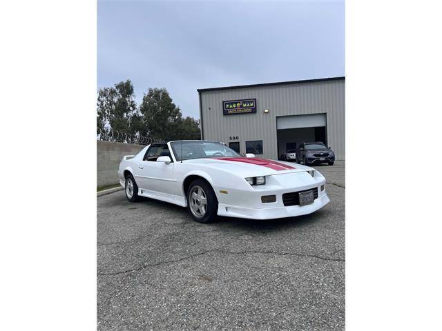 1992 Chevrolet Camaro RS (CC-2113577) for sale in Glendale, California