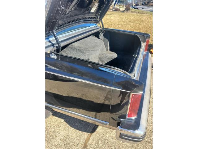 1984 Lincoln Town Car (CC-2113582) for sale in Glendale, California