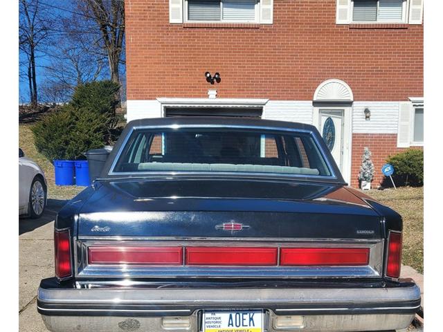 1984 Lincoln Town Car (CC-2113582) for sale in Glendale, California