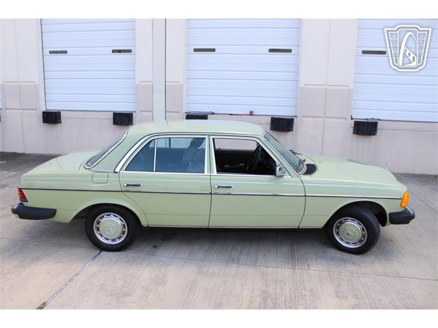 1977 Mercedes-Benz 240D (CC-2113604) for sale in Houston, Texas