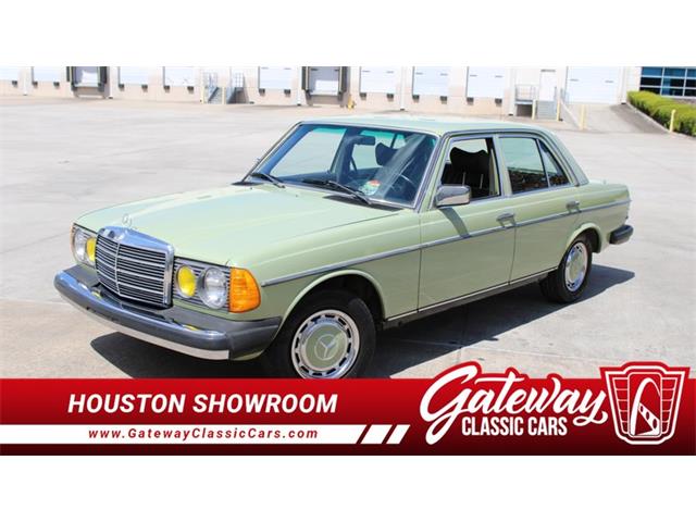 1977 Mercedes-Benz 240D (CC-2113604) for sale in Houston, Texas