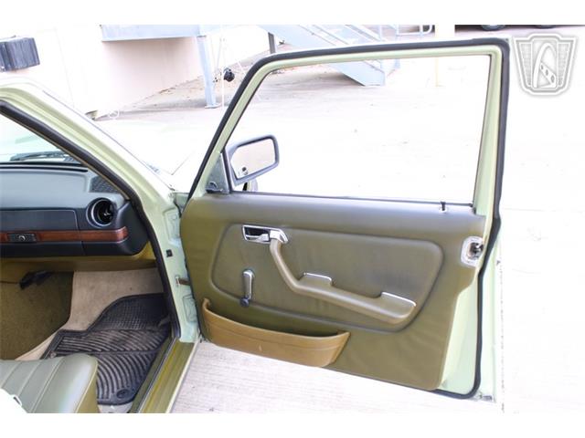 1977 Mercedes-Benz 240D (CC-2113604) for sale in Houston, Texas