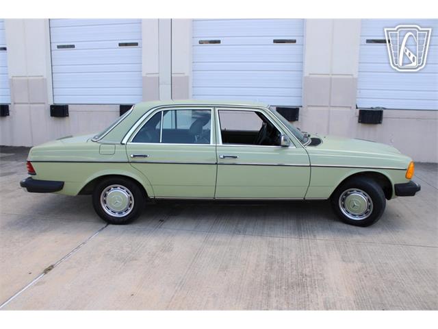 1977 Mercedes-Benz 240D (CC-2113604) for sale in Houston, Texas