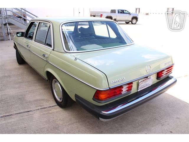 1977 Mercedes-Benz 240D (CC-2113604) for sale in Houston, Texas