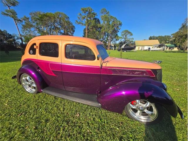 1937 Ford Sedan (CC-2113626) for sale in Glendale, California