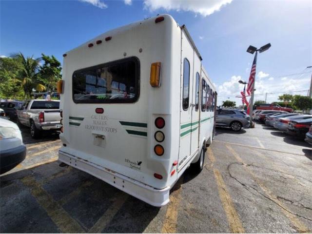 2001 Ford E450 (CC-2113903) for sale in Cadillac, Michigan