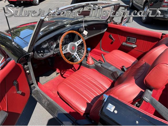1980 MG MGB (CC-2113972) for sale in North Andover, Massachusetts