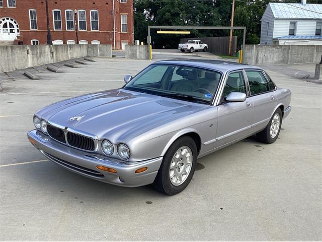 2000 Jaguar XJ8 (CC-2113978) for sale in Greensboro, North Carolina
