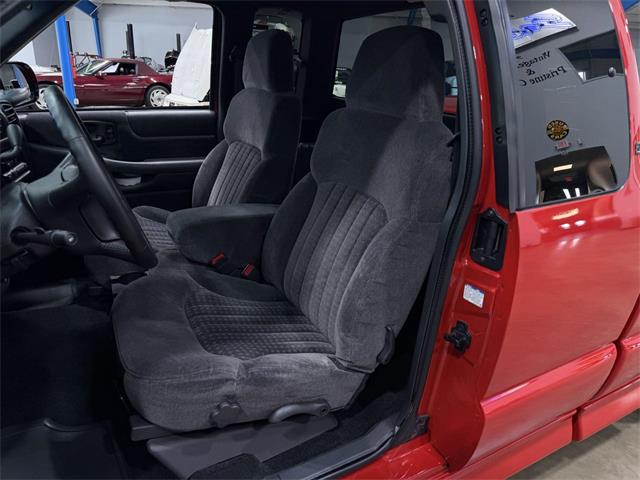 2001 Chevrolet S10 (CC-2114061) for sale in Salem, Ohio