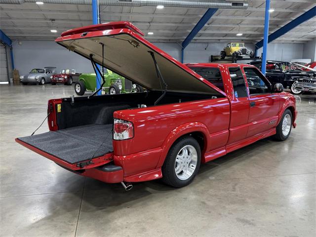 2001 Chevrolet S10 (CC-2114061) for sale in Salem, Ohio