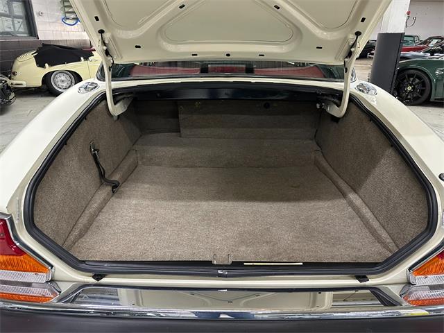1987 Jaguar XJ (CC-2114074) for sale in Huntington Station, New York
