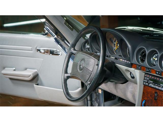 1987 Mercedes-Benz 560 (CC-2114161) for sale in Newport, Rhode Island