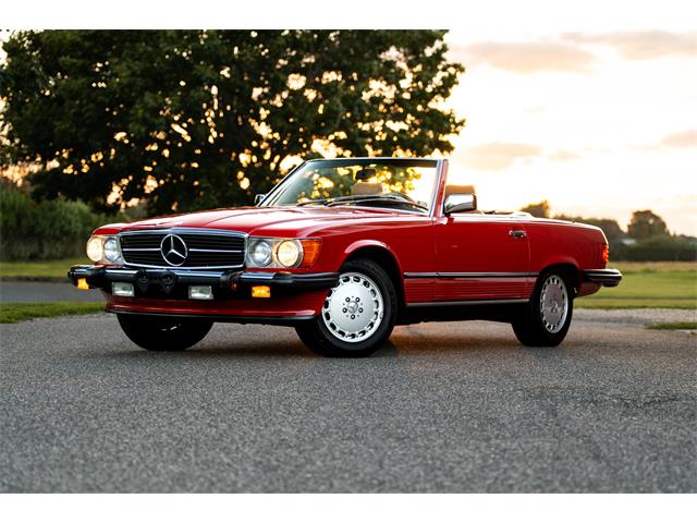 1987 Mercedes-Benz 560SL (CC-2114260) for sale in Southampton, New York