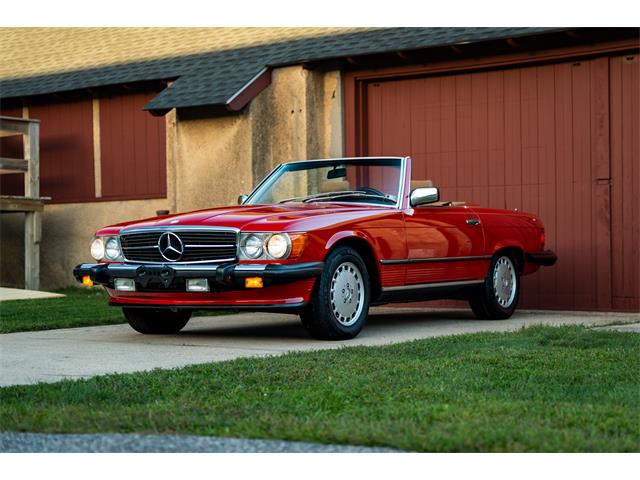 1987 Mercedes-Benz 560SL (CC-2114260) for sale in Southampton, New York
