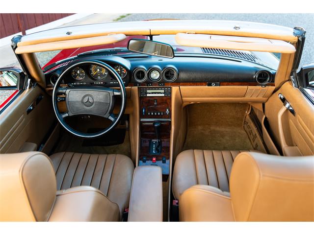 1987 Mercedes-Benz 560SL (CC-2114260) for sale in Southampton, New York