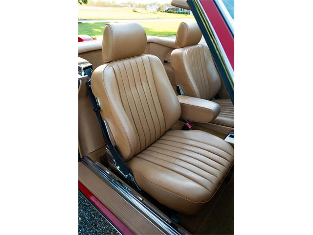 1987 Mercedes-Benz 560SL (CC-2114260) for sale in Southampton, New York