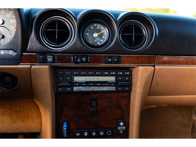1987 Mercedes-Benz 560SL (CC-2114260) for sale in Southampton, New York