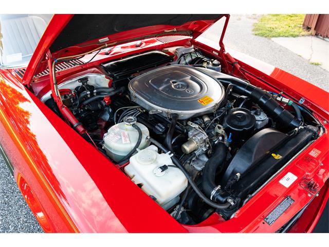 1987 Mercedes-Benz 560SL (CC-2114260) for sale in Southampton, New York