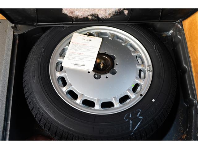 1987 Mercedes-Benz 560SL (CC-2114260) for sale in Southampton, New York