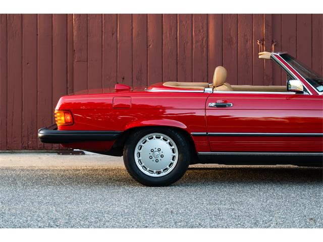 1987 Mercedes-Benz 560SL (CC-2114260) for sale in Southampton, New York