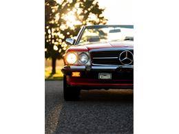 1987 Mercedes-Benz 560SL (CC-2114260) for sale in Southampton, New York