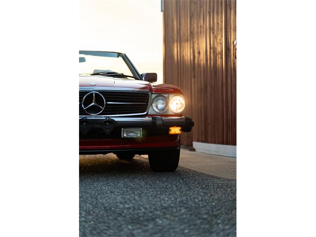 1987 Mercedes-Benz 560SL (CC-2114260) for sale in Southampton, New York