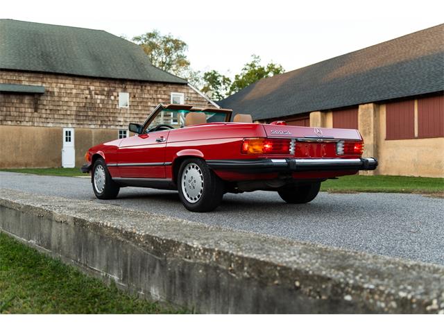 1987 Mercedes-Benz 560SL (CC-2114260) for sale in Southampton, New York