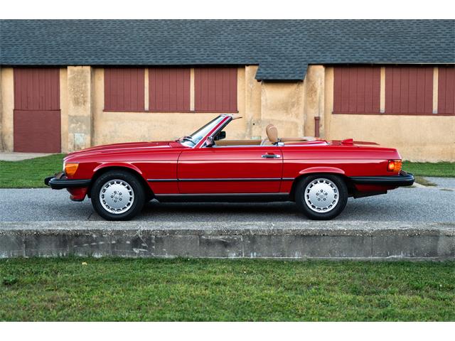 1987 Mercedes-Benz 560SL (CC-2114260) for sale in Southampton, New York