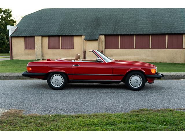 1987 Mercedes-Benz 560SL (CC-2114260) for sale in Southampton, New York
