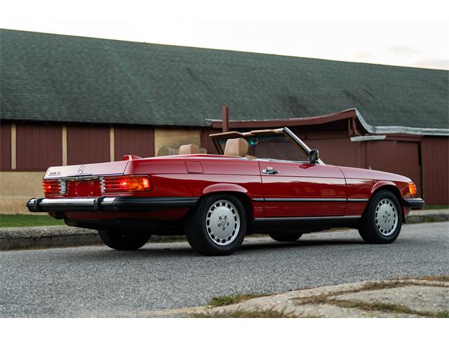 1987 Mercedes-Benz 560SL (CC-2114260) for sale in Southampton, New York