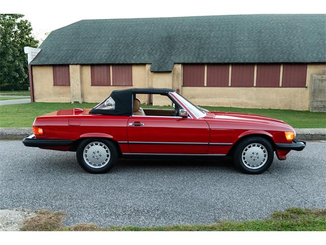 1987 Mercedes-Benz 560SL (CC-2114260) for sale in Southampton, New York