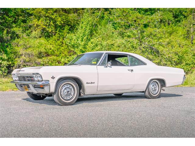 1965 Chevrolet Impala SS (CC-2114263) for sale in Fredericksburg, Virginia