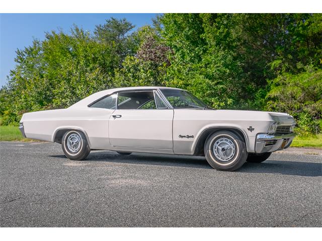 1965 Chevrolet Impala SS (CC-2114263) for sale in Fredericksburg, Virginia