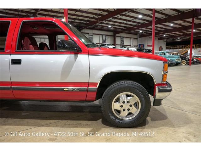 1993 Chevrolet Suburban (CC-2114291) for sale in Kentwood, Michigan