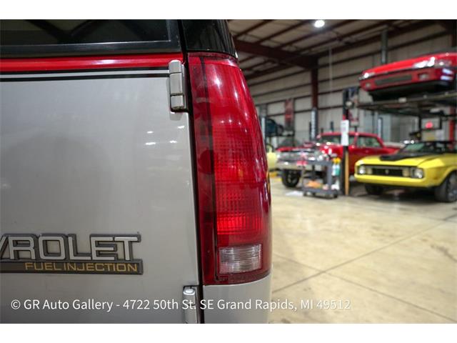 1993 Chevrolet Suburban (CC-2114291) for sale in Kentwood, Michigan