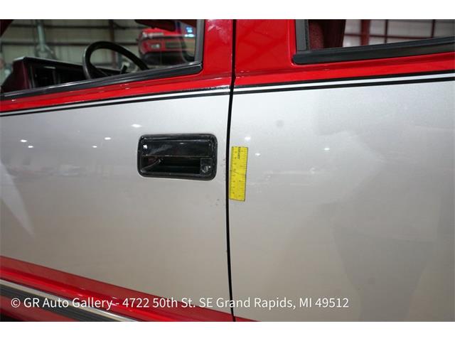 1993 Chevrolet Suburban (CC-2114291) for sale in Kentwood, Michigan