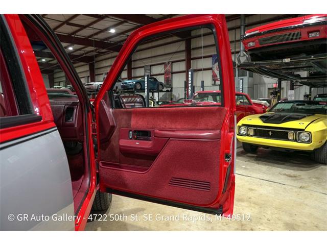 1993 Chevrolet Suburban (CC-2114291) for sale in Kentwood, Michigan