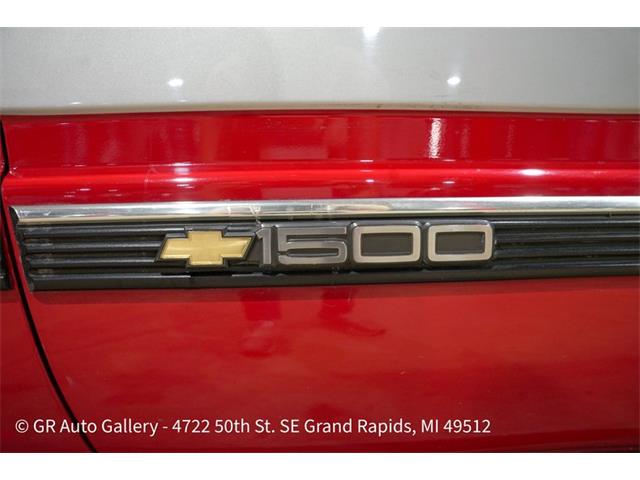 1993 Chevrolet Suburban (CC-2114291) for sale in Kentwood, Michigan