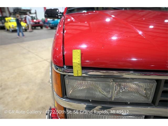 1993 Chevrolet Suburban (CC-2114291) for sale in Kentwood, Michigan